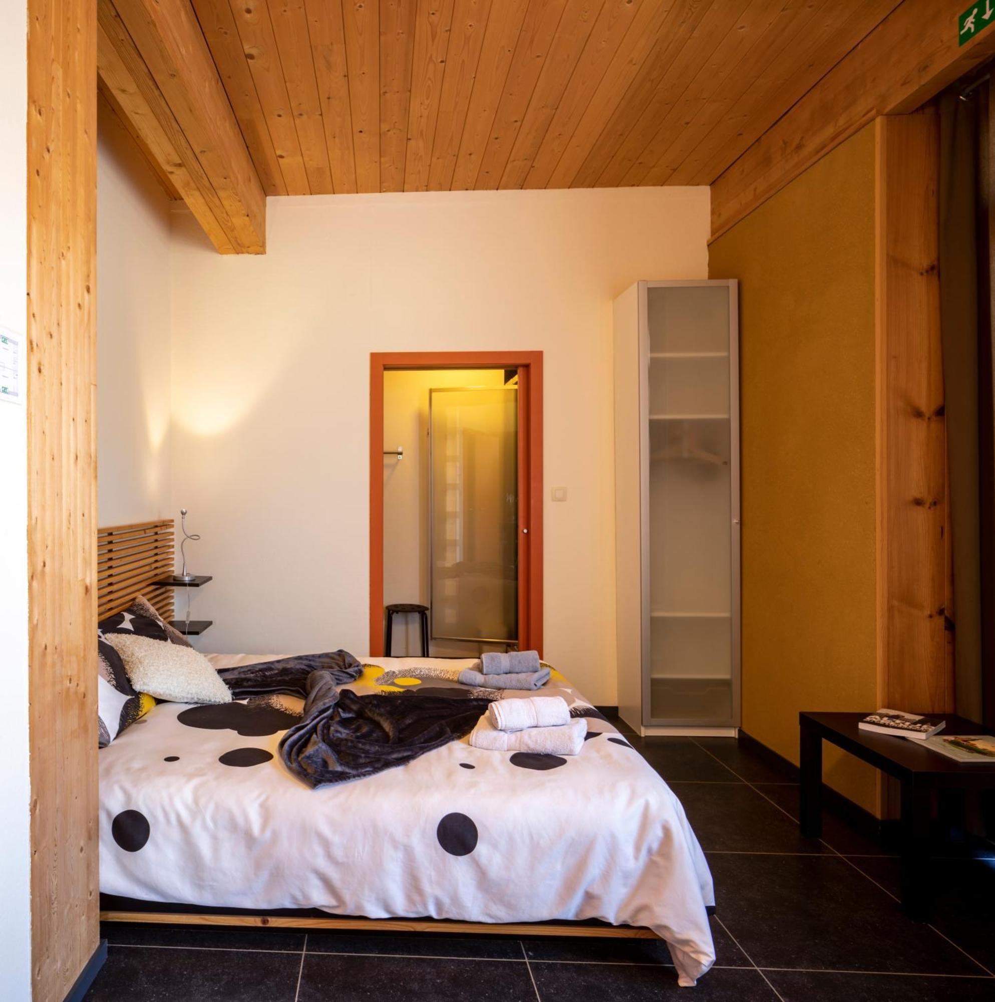 B&B Casa De Paja Sint-Truiden Luaran gambar