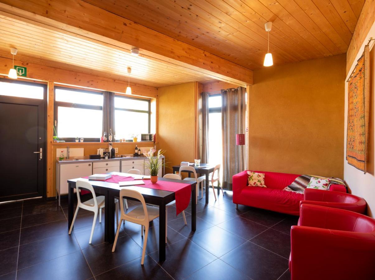 B&B Casa De Paja Sint-Truiden Luaran gambar